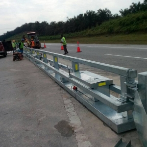 Highway Emergency Median Opening